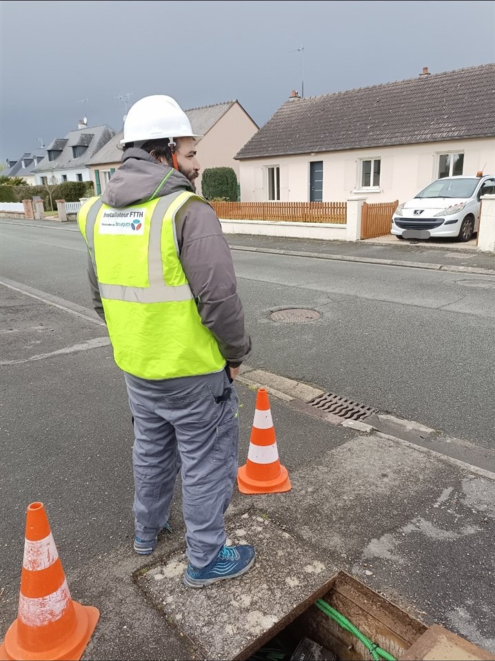 Technicien 1pecable en intervention voirie